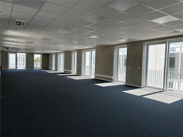 Bureau vente à Bordeaux, Bruges