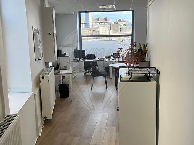 Bureau vente à Hôtel de Ville, Chalon-sur-Saône