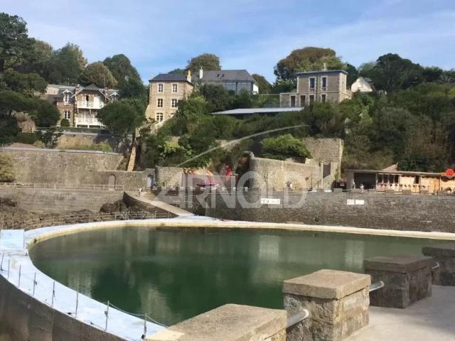 Bureau vente à Dinard, La Malouine Bureau vente à Dinard, La Malouine