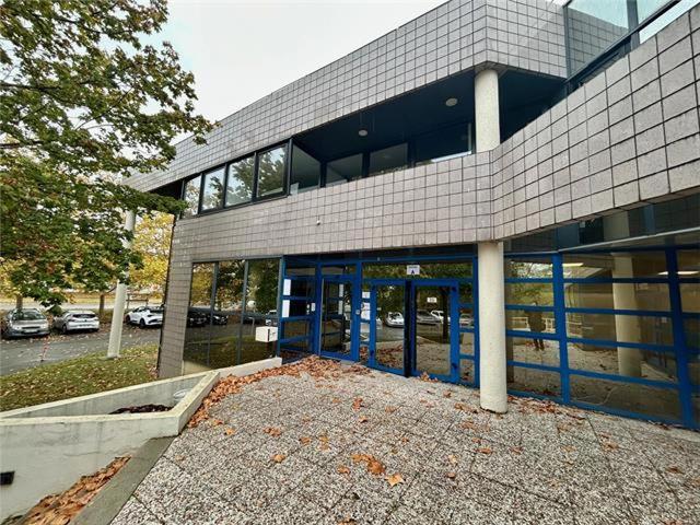 Bureau vente à Toulouse, Labège