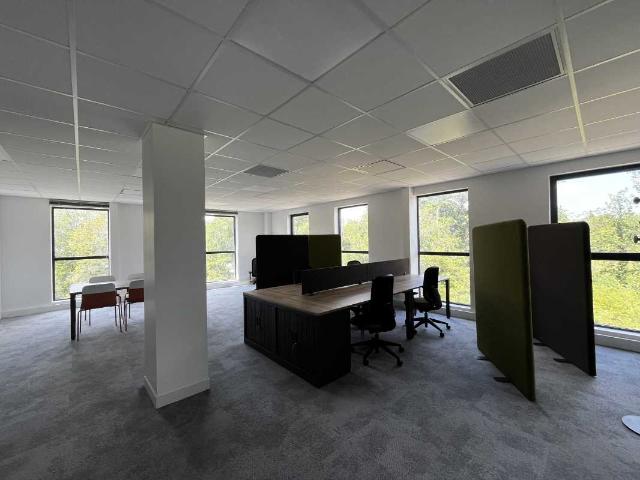 Bureau vente à Bordeaux, Mérignac