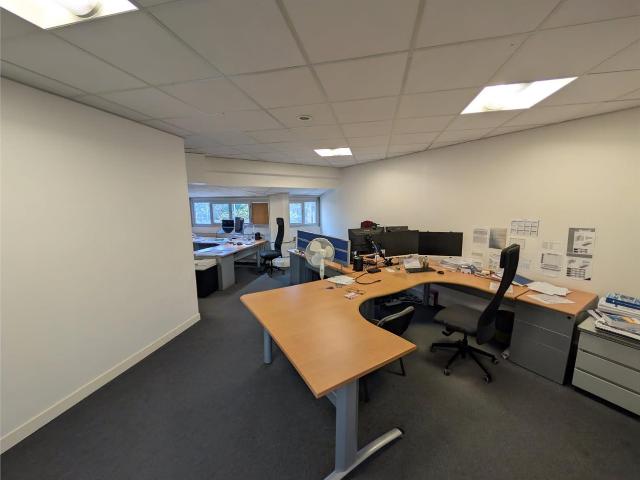 Bureau vente à Nanterre
