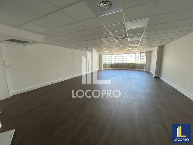 Bureau vente à Nice