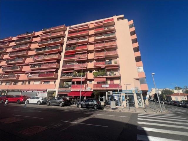 Bureau vente à Nice