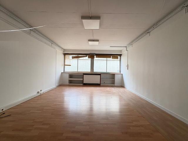 Bureau vente à Paris, Île-de-France