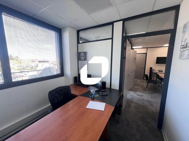 Bureau vente à Serris, Seine-et-Marne
