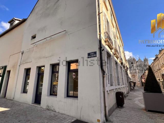 Bureau vente à Montsort, Alençon