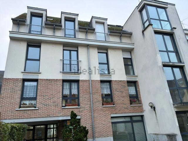 Bureau vente à Amiens, Somme