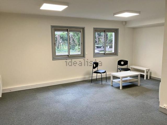 Bureau vente à Angoulême, Charente