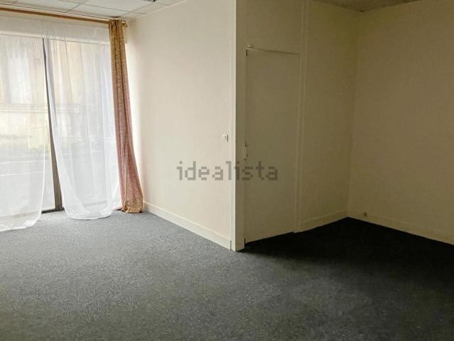 Bureau vente à Angoulême, Charente
