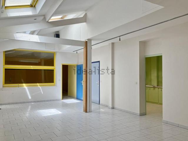 Bureau vente à Angoulême, Charente
