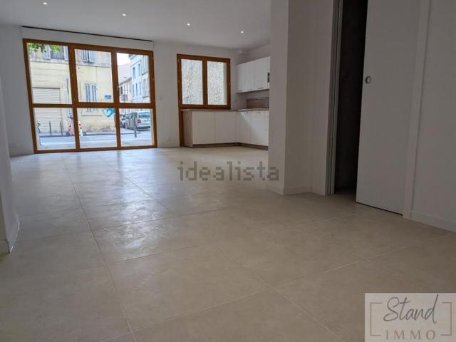 Bureau vente à Aubagne, Bouches-du-Rhône