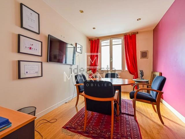 Bureau vente à Paris 16e Arrondissement, Paris