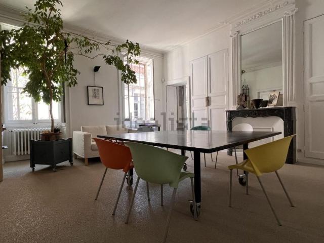 Bureau vente à Jaurès - République, Avignon