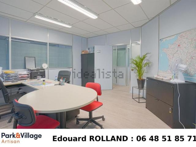Bureau location à La Maison Neuve, Ballancourt-sur-Essonne