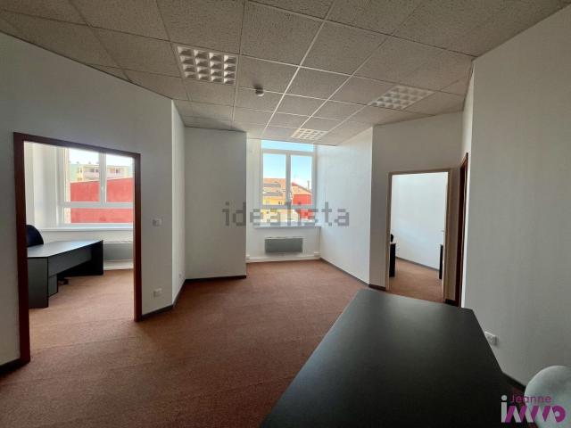 Bureau vente à Le Fourneau, Belfort