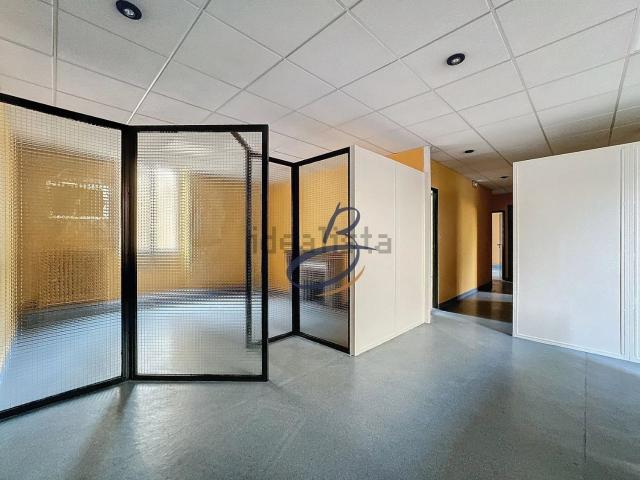 Bureau location à Bourgoin-Jallieu, Isère