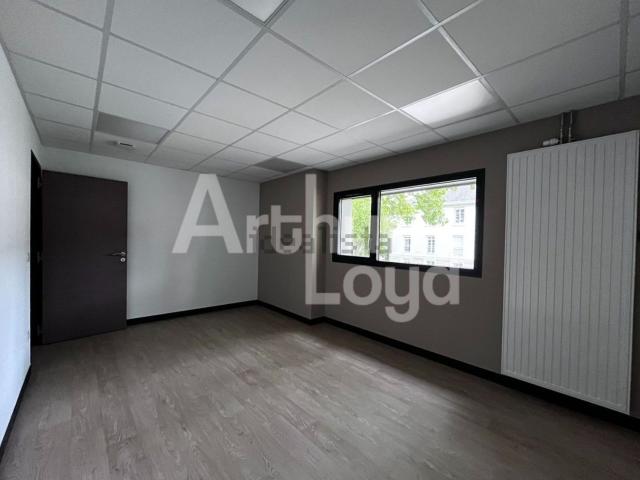 Bureau location à Quartier Koenig, Bretteville-sur-Odon