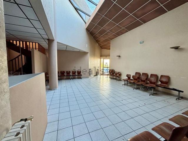 Bureau vente à Lameilhé, Castres