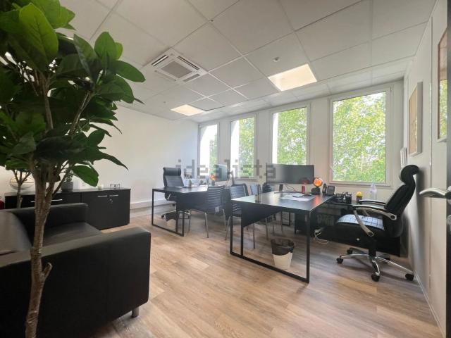 Bureau location à Paris 12e Arrondissement, Paris