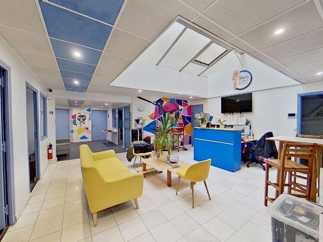 Bureau location à Le bourg du Pont, Charenton-le-Pont