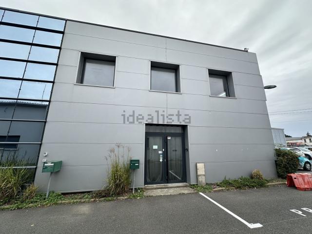 Bureau location à Zone d'activités Chartres Est Secteur Edmond Poillot, Chartres