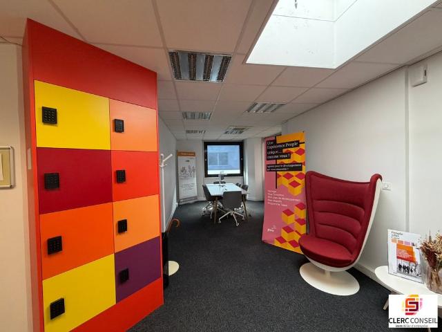 Bureau vente à Mont-Saint-Aignan, Seine-Maritime