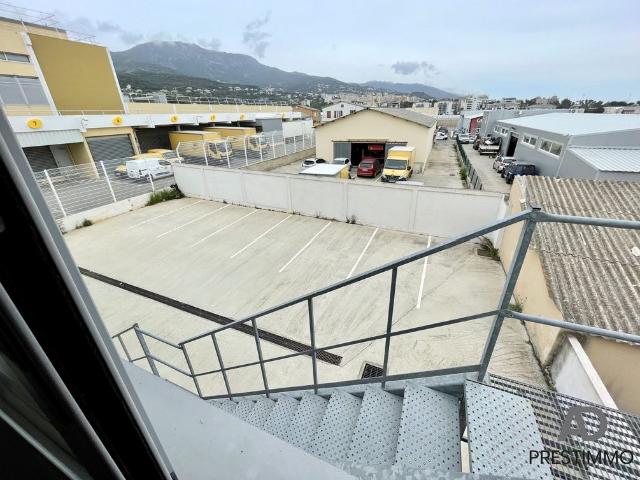 Bureau location à Bastia