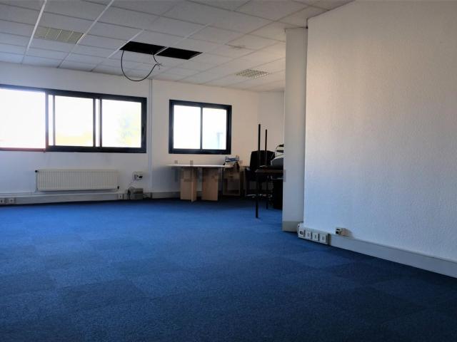 Bureau location à Les Écondeaux, Épinay-sur-Seine
