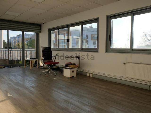 Bureau location à Centre-Ville, Épinay-sur-Seine