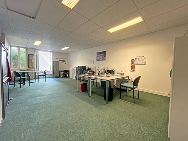 Bureau vente à Gif-sur-Yvette, Essonne