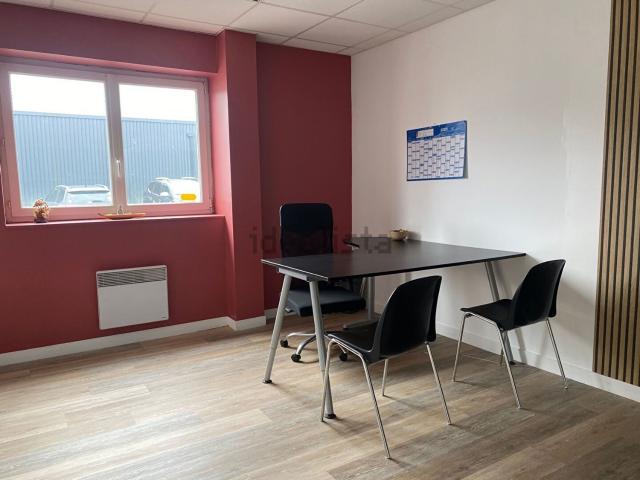 Bureau location à Zone d'aménagement concerté de Kergaradec, Gouesnou
