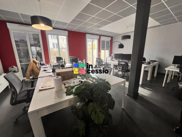 Bureau vente à Chasse Royale, Le Mans