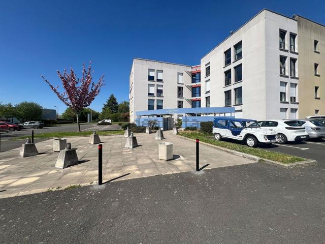 Bureau vente à Le Rheu, Ille-et-Vilaine