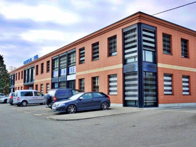 Büro kaufen in Mies, Waadt