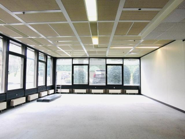 Büro mieten in Saint-Sulpice (VD), Waadt