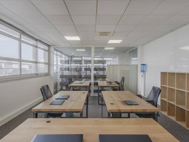 Bureau location à Europe, Colombes