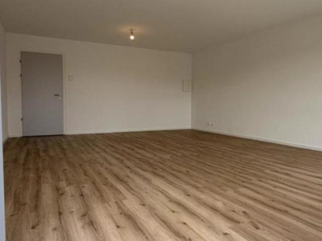 Büro mieten in Echandens, Waadt