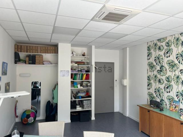 Bureau location à Montboucher-sur-Jabron, Drôme