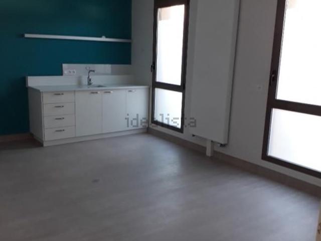 Bureau location à Grand Pont, Montréal-la-Cluse