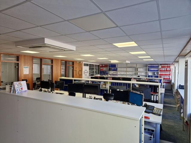 Bureau location à Tartifume, Niort