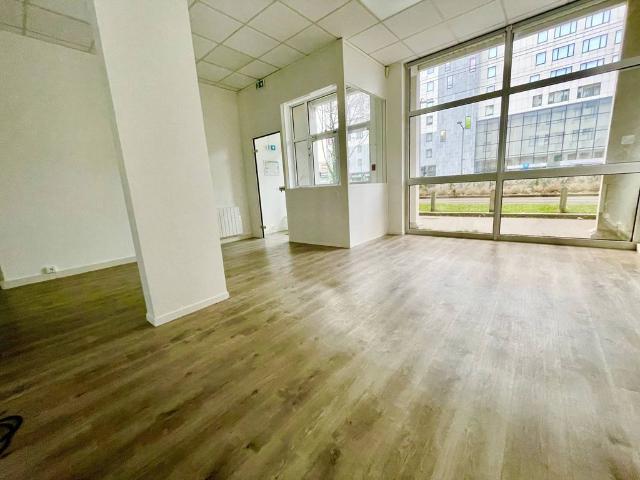 Bureau vente à Lyon, Métropole de Lyon