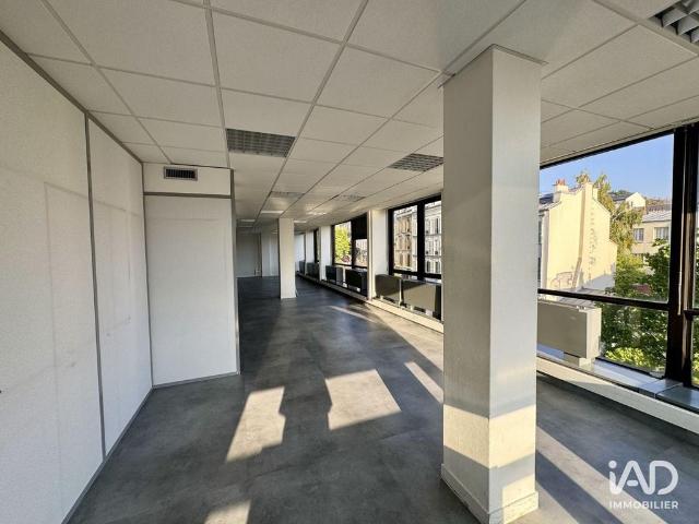 Bureau vente à Nanterre, Saint-cloud