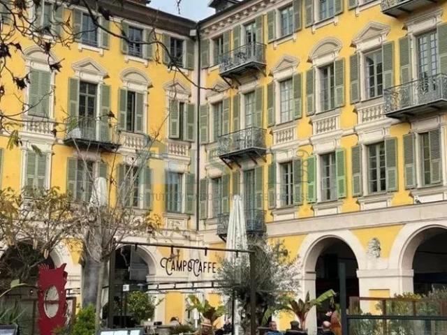 Bureau vente à Nice