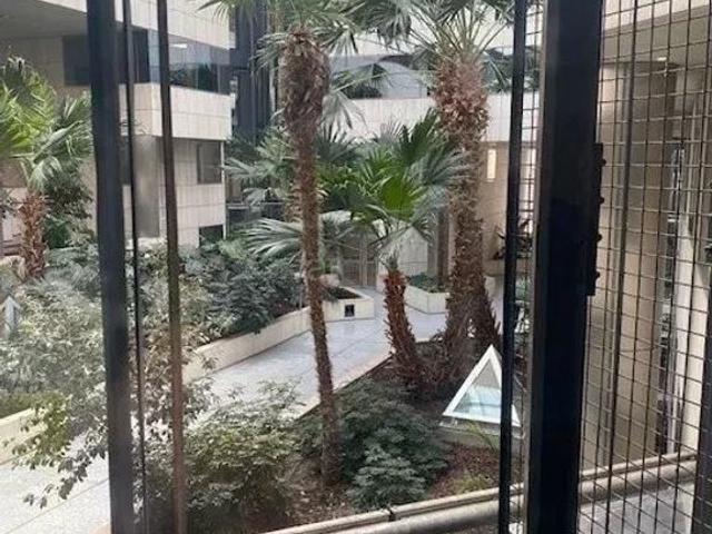 Bureau vente à Lyon, Métropole de Lyon