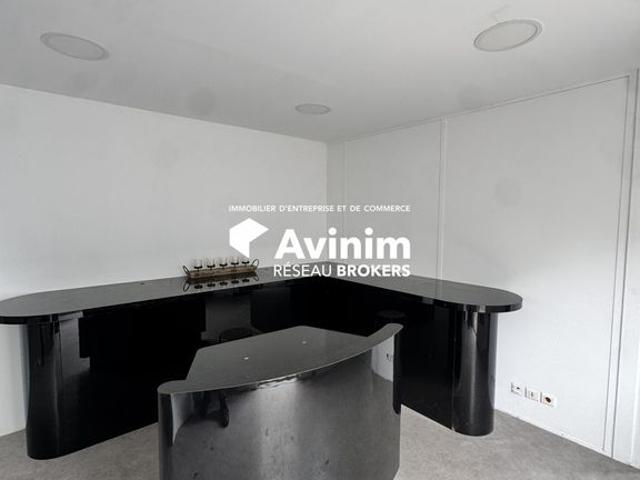 Bureau location à La Courneuve, Seine-Saint-Denis