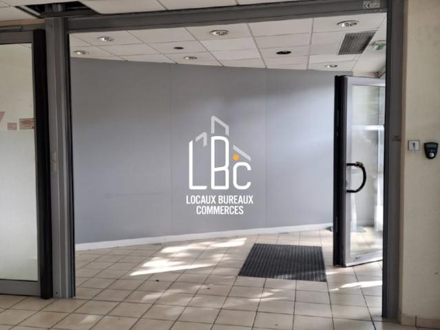 Bureau vente à Nantes