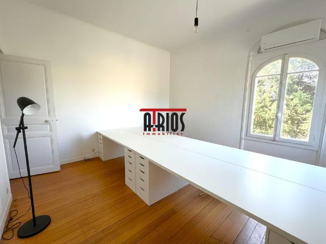 Bureau location à Arrondissement de Toulon, Hyères