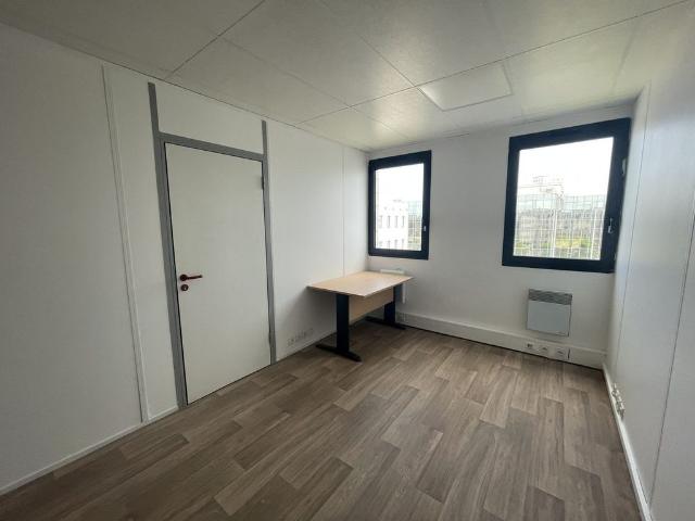 Bureau vente à Nanterre
