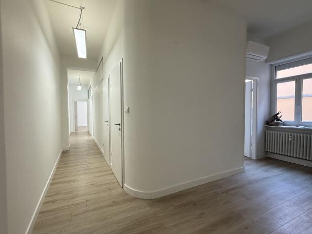 Bureau vente à Strasbourg, Hoenheim